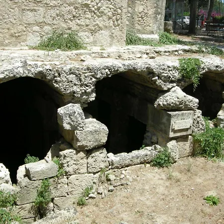 Zenzero E Limone לינה וארוחת בוקר סירקוזה